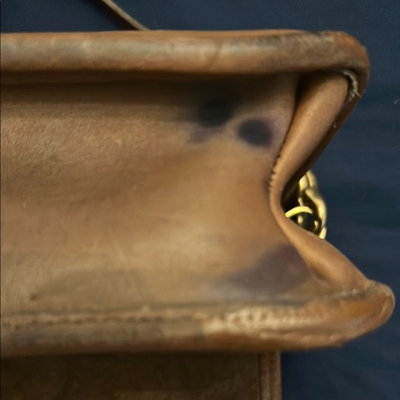 1970s Vintage Coach Tan 9635 Convertible Clutch - Picture 4 of 9